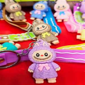 آویز و جاکلیدی لبوبو رنگی سیلیکونی